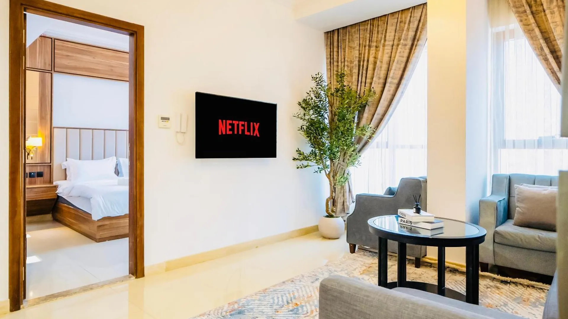 1Bhk , 5 Mins From Dxb Airport & Metro Apartment Dubai